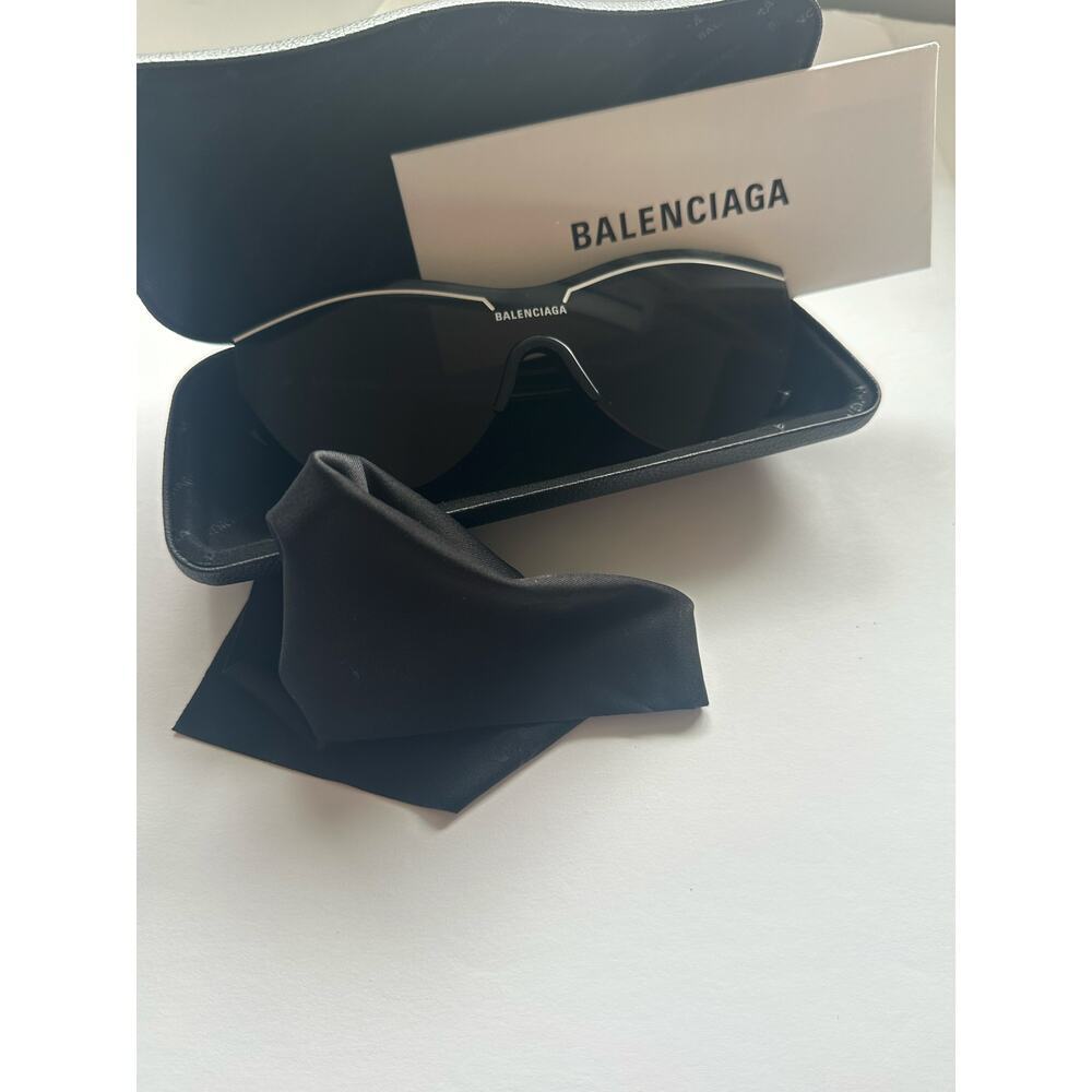 Balenciaga BB0004S Ski Cat-Eye Shield Sunglasses - Picture 14 of 15